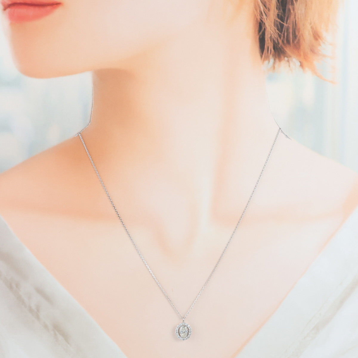 ダイヤモンド 0.678ct 0.25ct デザイン ネックレス K18WG ソーティング付 J2391